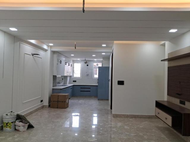 3 BHK Independent Builder Floor in Paschim Vihar for resale New Delhi. The reference number is 19262004