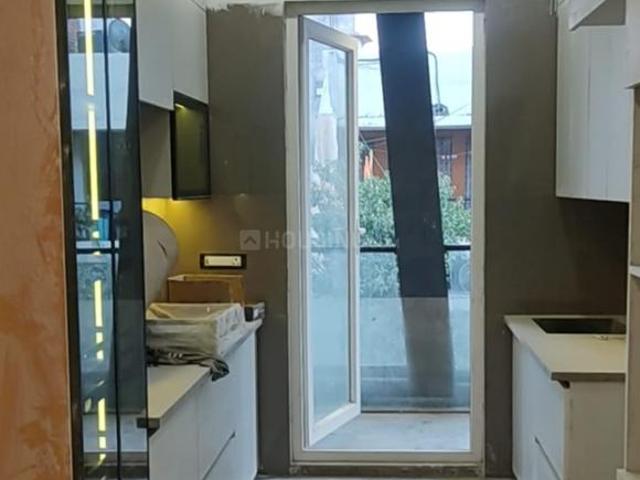 3 BHK Independent Builder Floor in Paschim Vihar for resale New Delhi. The reference number is 19299826