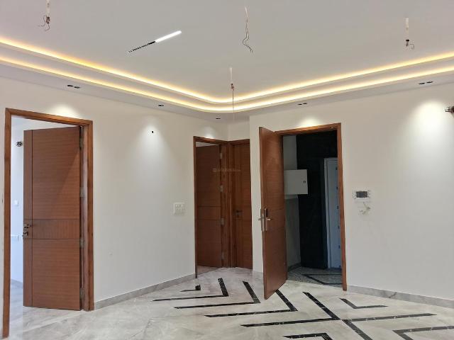 3 BHK Independent Builder Floor in Paschim Vihar for resale New Delhi. The reference number is 20500234