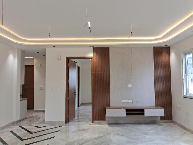 3 BHK Independent Builder Floor in Paschim Vihar for resale New Delhi. The reference number is 20588501