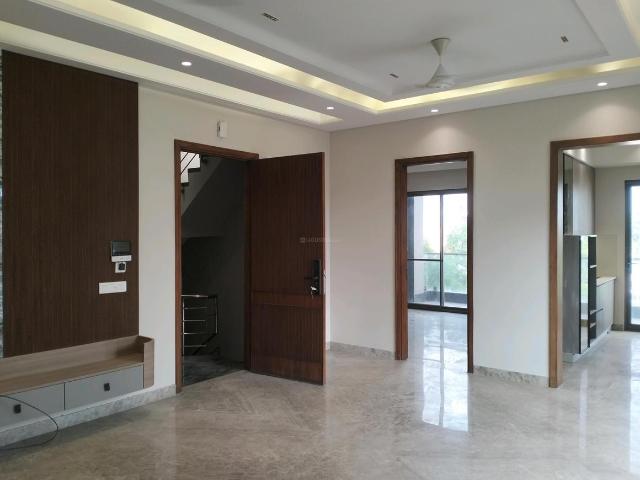 3 BHK Independent Builder Floor in Paschim Vihar for resale New Delhi. The reference number is 20819028