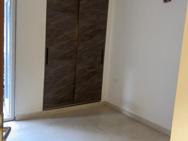 3 BHK Independent Builder Floor in Paschim Vihar for resale New Delhi. The reference number is 20834237