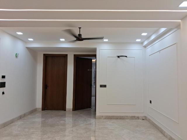 3 BHK Independent Builder Floor in Paschim Vihar for resale New Delhi. The reference number is 20864528