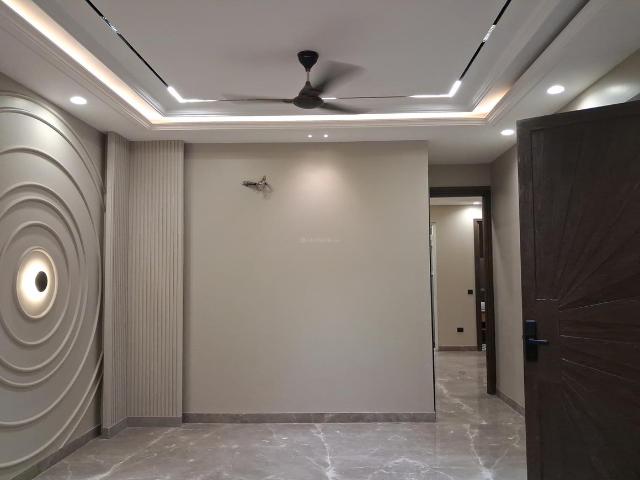 3 BHK Independent Builder Floor in Paschim Vihar for resale New Delhi. The reference number is 20890574