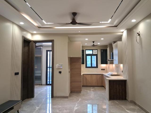 3 BHK Independent Builder Floor in Paschim Vihar for resale New Delhi. The reference number is 20904124