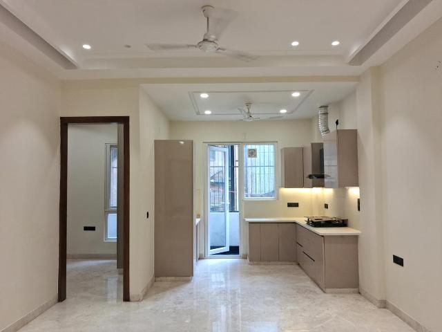 3 BHK Independent Builder Floor in Paschim Vihar for resale New Delhi. The reference number is 20935232