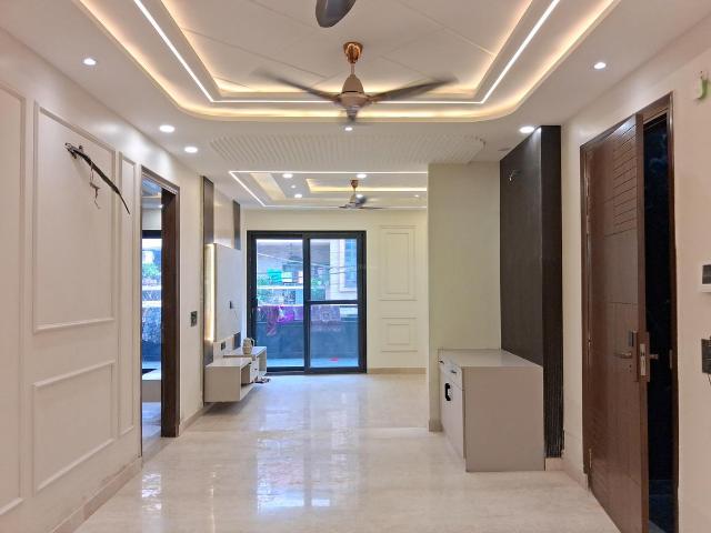 3 BHK Independent Builder Floor in Paschim Vihar for resale New Delhi. The reference number is 20981818