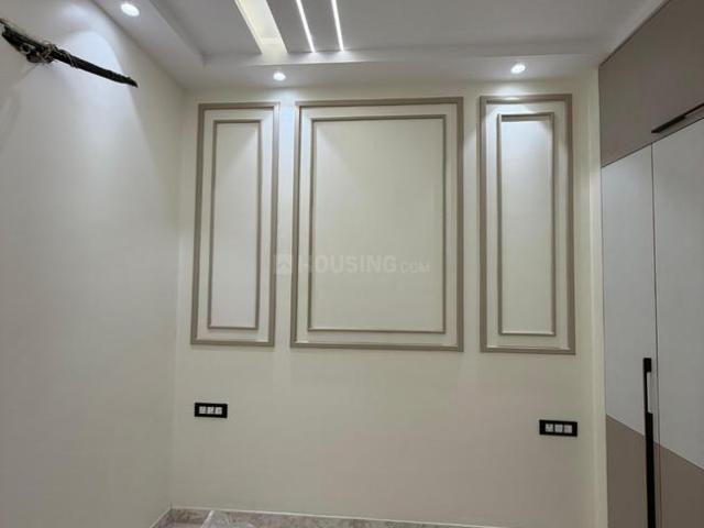 3 BHK Independent Builder Floor in Paschim Vihar for resale New Delhi. The reference number is 20051889