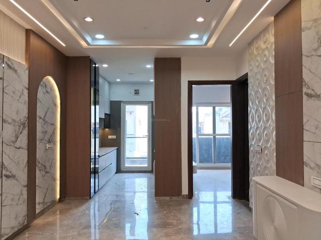 3 BHK Independent Builder Floor in Paschim Vihar for resale New Delhi. The reference number is 20055592