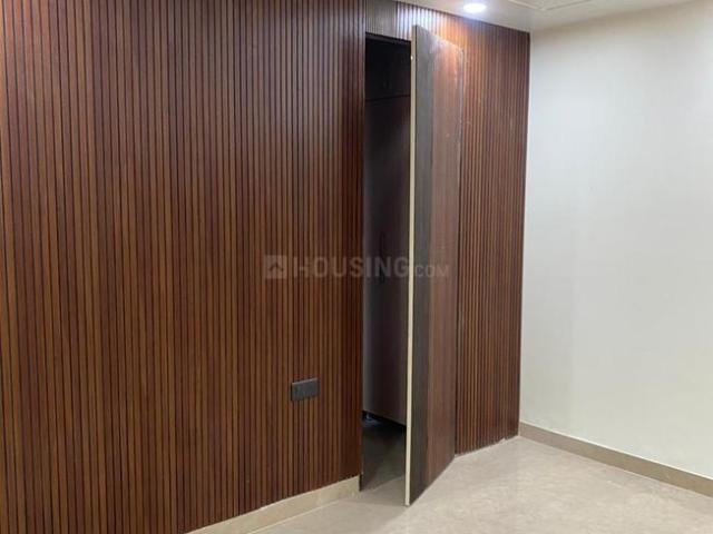 3 BHK Independent Builder Floor in Paschim Vihar for resale New Delhi. The reference number is 20067862