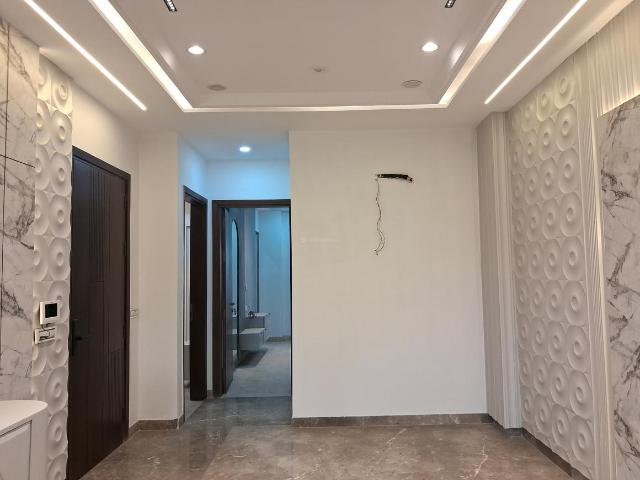 3 BHK Independent Builder Floor in Paschim Vihar for resale New Delhi. The reference number is 20076668
