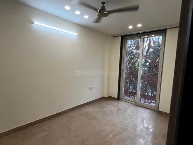 3 BHK Independent Builder Floor in Paschim Vihar for resale New Delhi. The reference number is 20078248