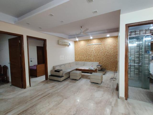 3 BHK Independent Builder Floor in Paschim Vihar for resale New Delhi. The reference number is 20104622