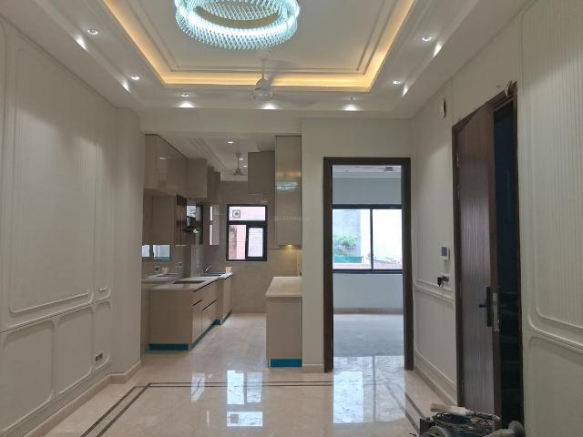3 BHK Independent Builder Floor in Paschim Vihar for resale New Delhi. The reference number is 20105819