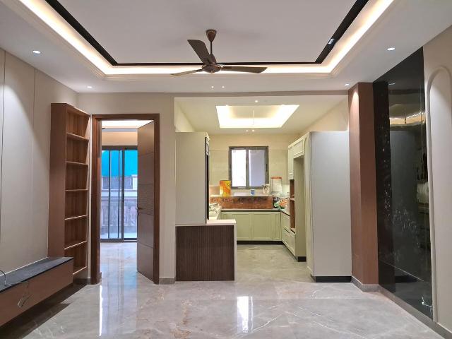 3 BHK Independent Builder Floor in Paschim Vihar for resale New Delhi. The reference number is 20138134