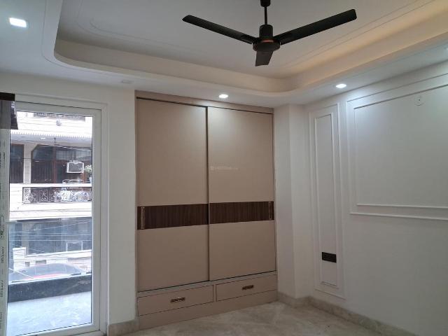 3 BHK Independent Builder Floor in Paschim Vihar for resale New Delhi. The reference number is 20144382