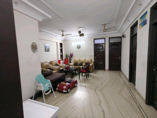 3 BHK Independent Builder Floor in Paschim Vihar for resale New Delhi. The reference number is 20188889