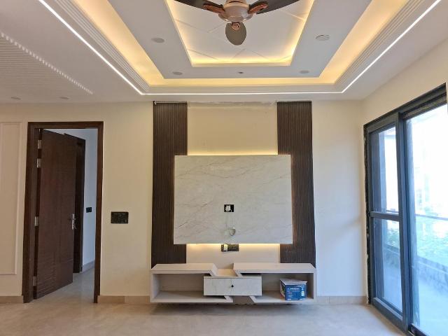 3 BHK Independent Builder Floor in Paschim Vihar for resale New Delhi. The reference number is 20188122