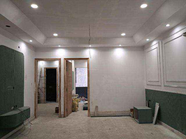 3 BHK Independent Builder Floor in Paschim Vihar for resale New Delhi. The reference number is 20213038