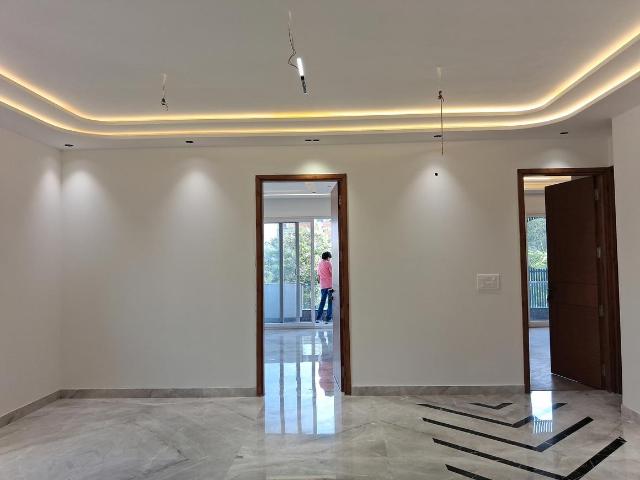 3 BHK Independent Builder Floor in Paschim Vihar for resale New Delhi. The reference number is 20231597