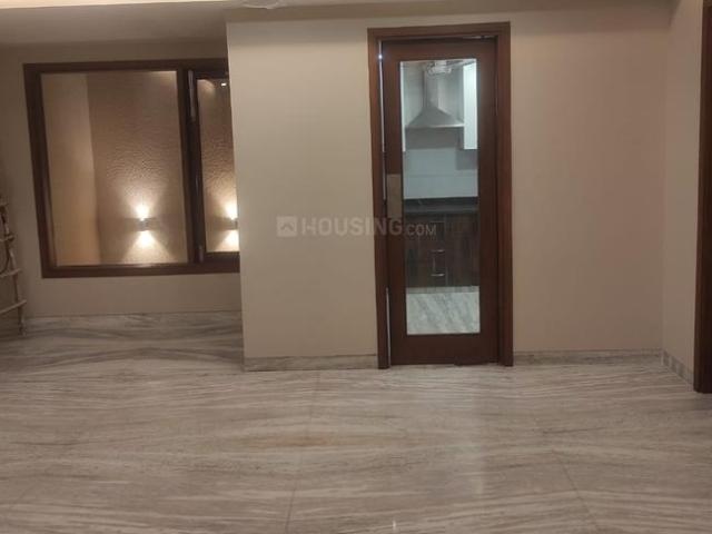 3 BHK Independent Builder Floor in Paschim Vihar for resale New Delhi. The reference number is 20264493