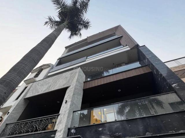 3 BHK Independent Builder Floor in Paschim Vihar for resale New Delhi. The reference number is 20284499