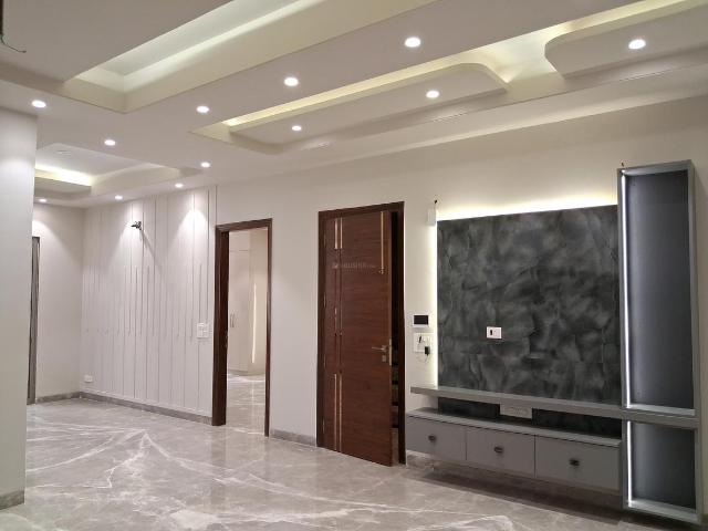 3 BHK Independent Builder Floor in Paschim Vihar for resale New Delhi. The reference number is 20302038