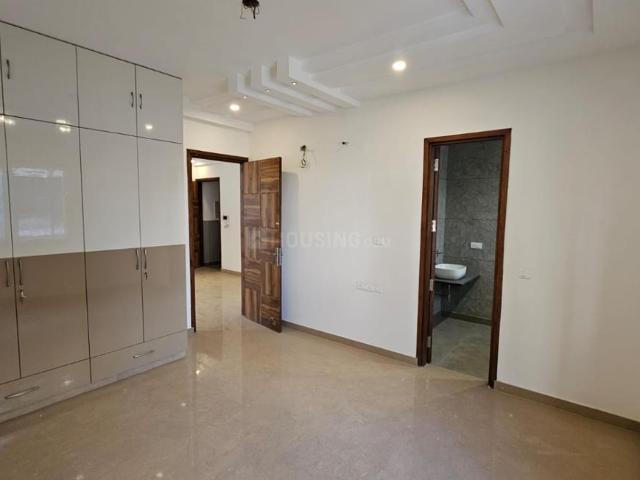 3 BHK Independent Builder Floor in Paschim Vihar for resale New Delhi. The reference number is 20315934
