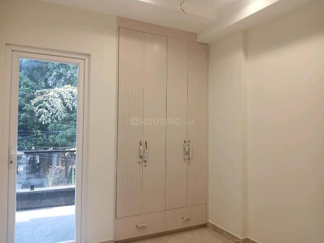 3 BHK Independent Builder Floor in Paschim Vihar for resale New Delhi. The reference number is 20388140