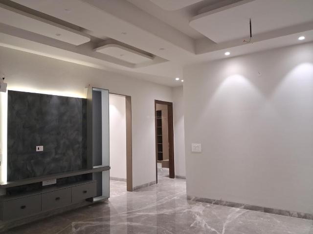 3 BHK Independent Builder Floor in Paschim Vihar for resale New Delhi. The reference number is 20390981