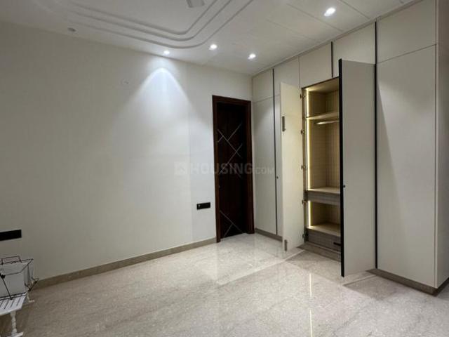 3 BHK Independent Builder Floor in Patel Nagar for rent New Delhi. The reference number is 19813218