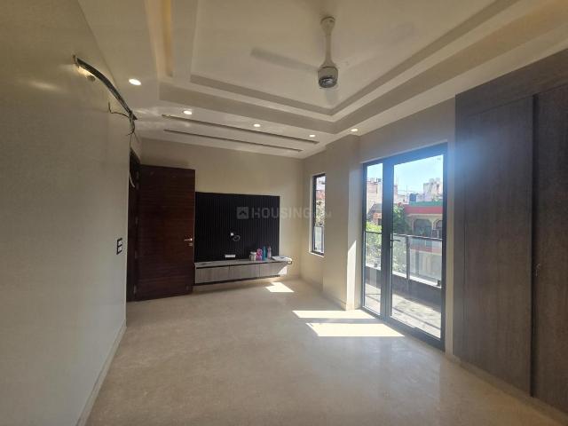 3 BHK Independent Builder Floor in Patel Nagar for resale New Delhi. The reference number is 20464799