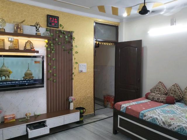 3 BHK Independent Builder Floor in Patparganj for resale New Delhi. The reference number is 20444112