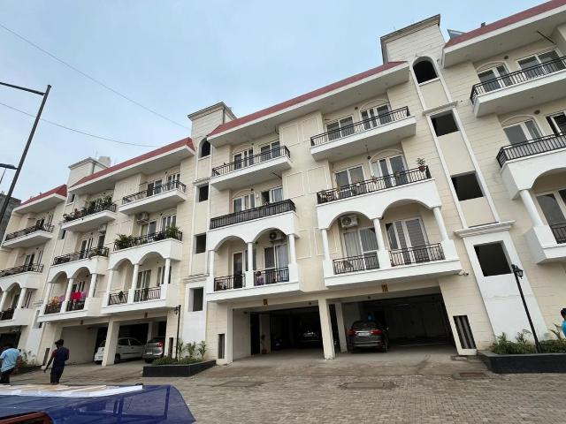 3 BHK Independent Builder Floor in Peer Muchalla for resale Zirakpur. The reference number is 17774025
