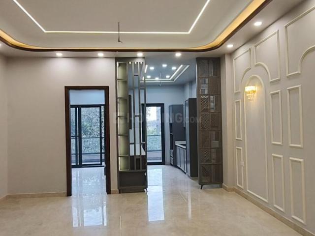 3 BHK Independent Builder Floor in Pitampura for rent New Delhi. The reference number is 19184303