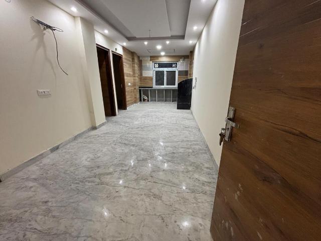 3 BHK Independent Builder Floor in Pitampura for rent New Delhi. The reference number is 20202686