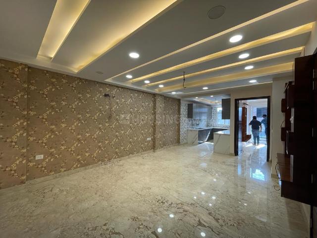 3 BHK Independent Builder Floor in Pitampura for resale New Delhi. The reference number is 17475343