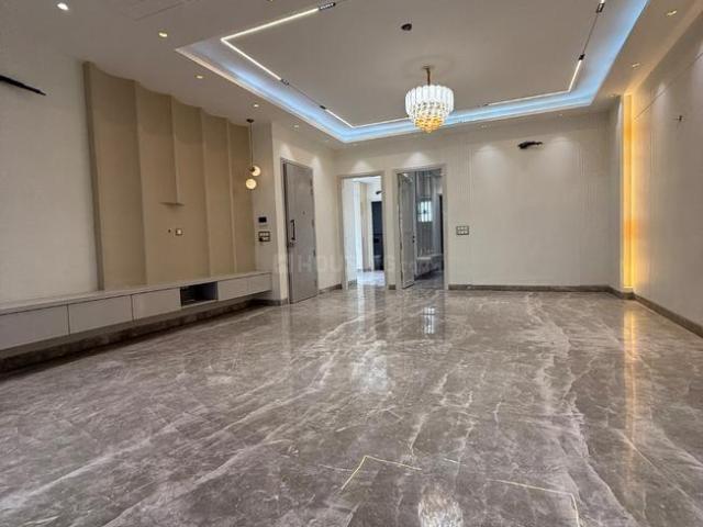 3 BHK Independent Builder Floor in Pitampura for resale New Delhi. The reference number is 17422287