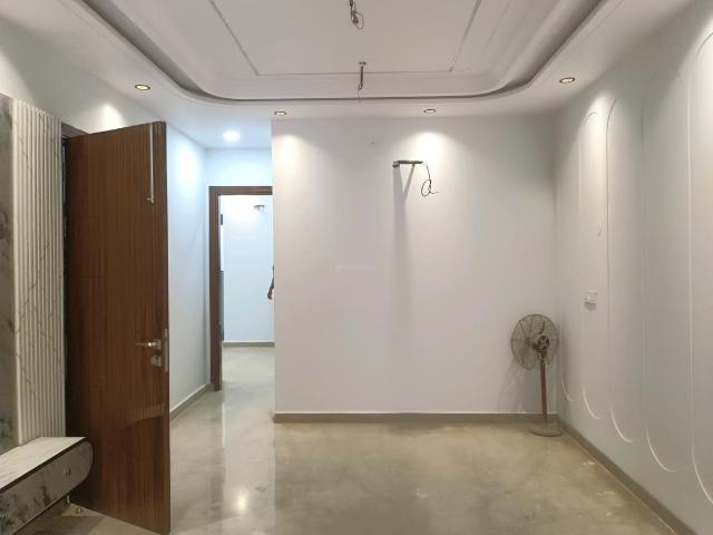 3 BHK Independent Builder Floor in Pitampura for resale New Delhi. The reference number is 17701142