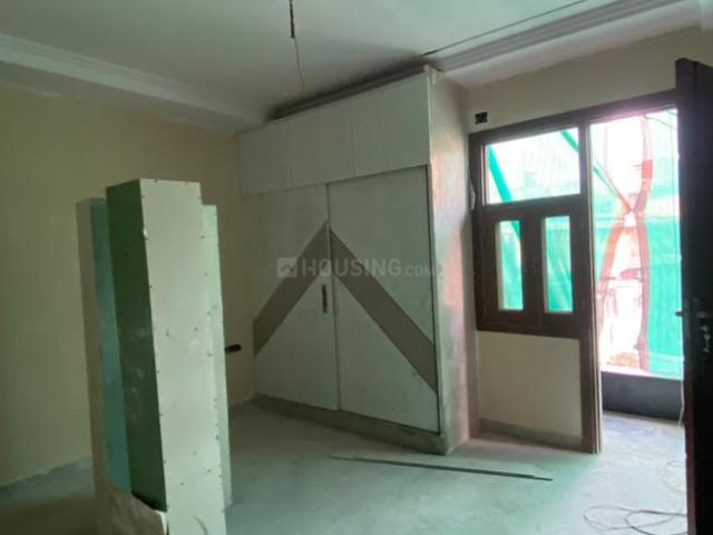 3 BHK Independent Builder Floor in Pitampura for resale New Delhi. The reference number is 19142697