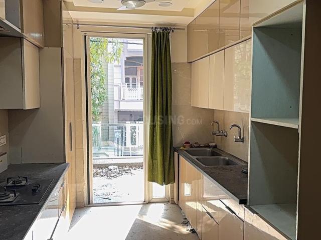3 BHK Independent Builder Floor in Pitampura for resale New Delhi. The reference number is 19341902