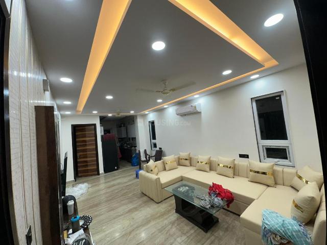 3 BHK Independent Builder Floor in Pitampura for resale New Delhi. The reference number is 20742544