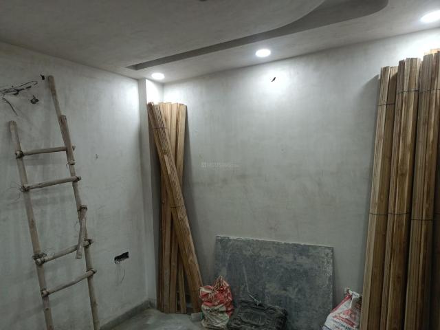 3 BHK Independent Builder Floor in Pitampura for resale New Delhi. The reference number is 20891505