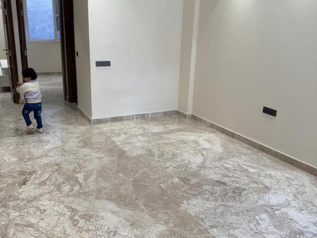 3 BHK Independent Builder Floor in Pitampura for resale New Delhi. The reference number is 19520699