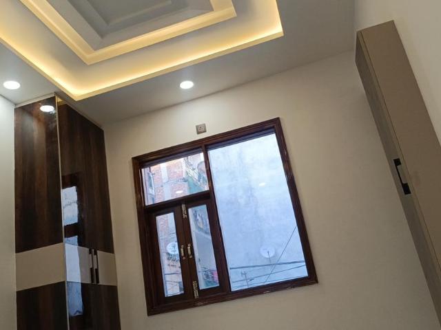 3 BHK Independent Builder Floor in Pitampura for resale New Delhi. The reference number is 19565298