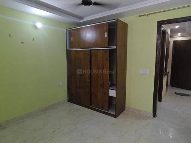 3 BHK Independent Builder Floor in Pochanpur Colony for rent New Delhi. The reference number is 20120126