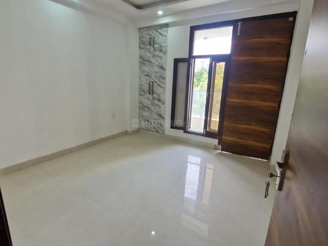3 BHK Independent Builder Floor in Pochanpur Colony for resale New Delhi. The reference number is 20777020