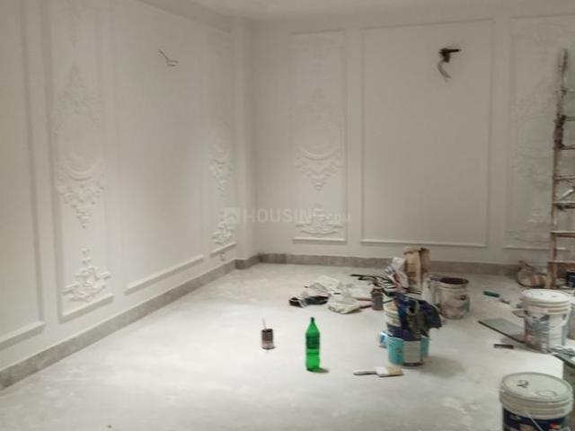 3 BHK Independent Builder Floor in Raja Garden for resale New Delhi. The reference number is 20337639