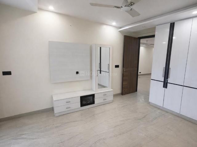 3 BHK Independent Builder Floor in Raja Garden for resale New Delhi. The reference number is 20756949