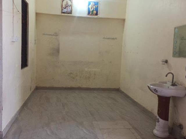 3 BHK Independent Builder Floor in Rajapur for rent Allahabad. The reference number is 8633983